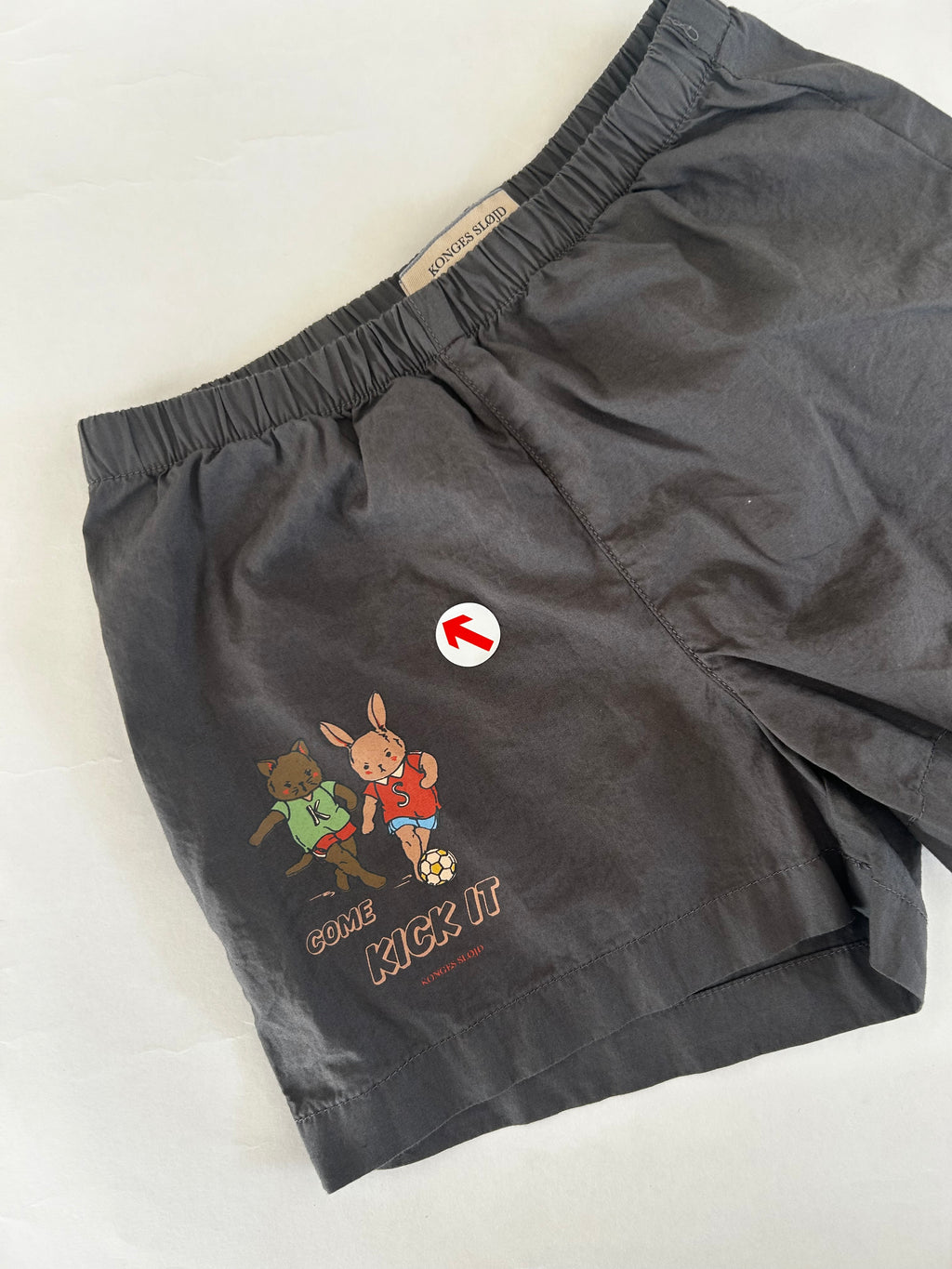 Dark grey motif shorts
