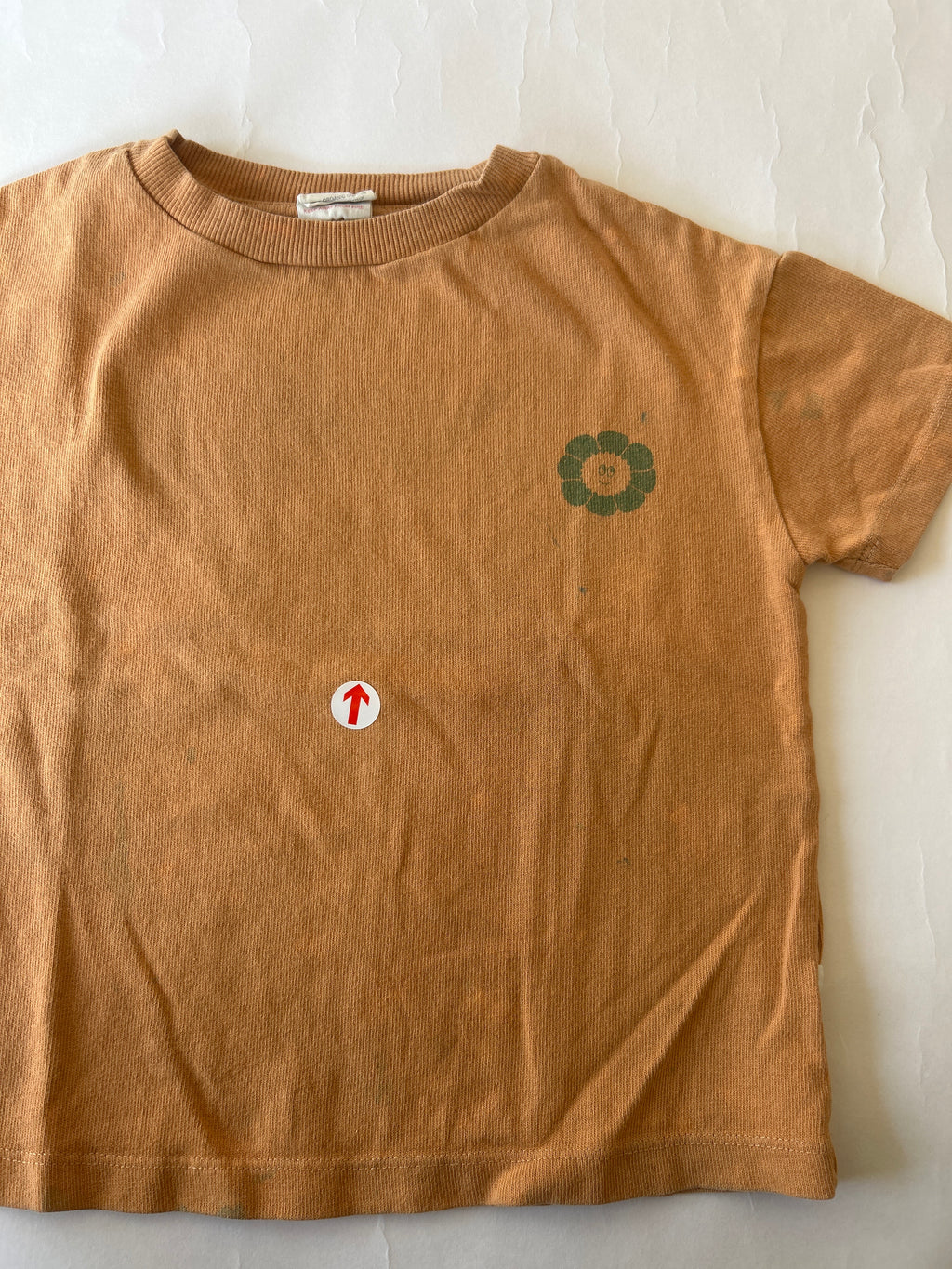 Claude and co Clay milking it flower power t-shirt