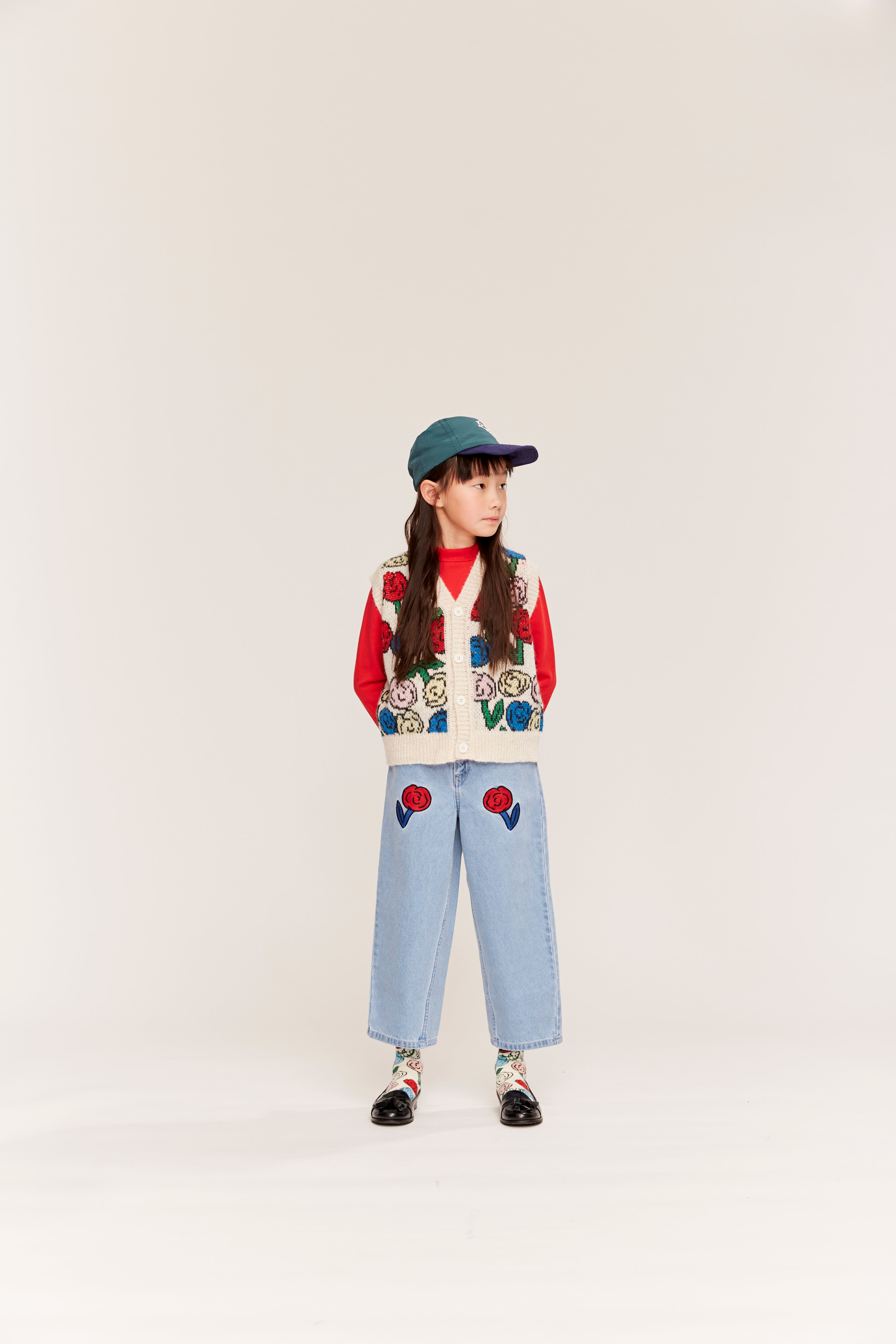 Wynken Light denim rose patch jeans